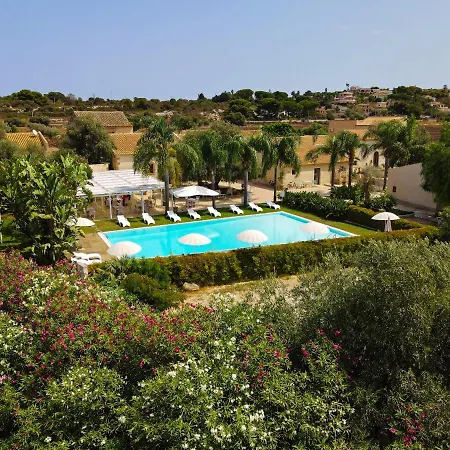 Life Kalaonda Hotel 4*