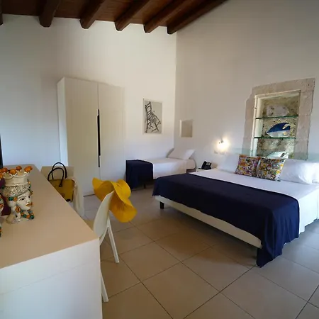 Hotel Kalaonda Plemmirio 4*